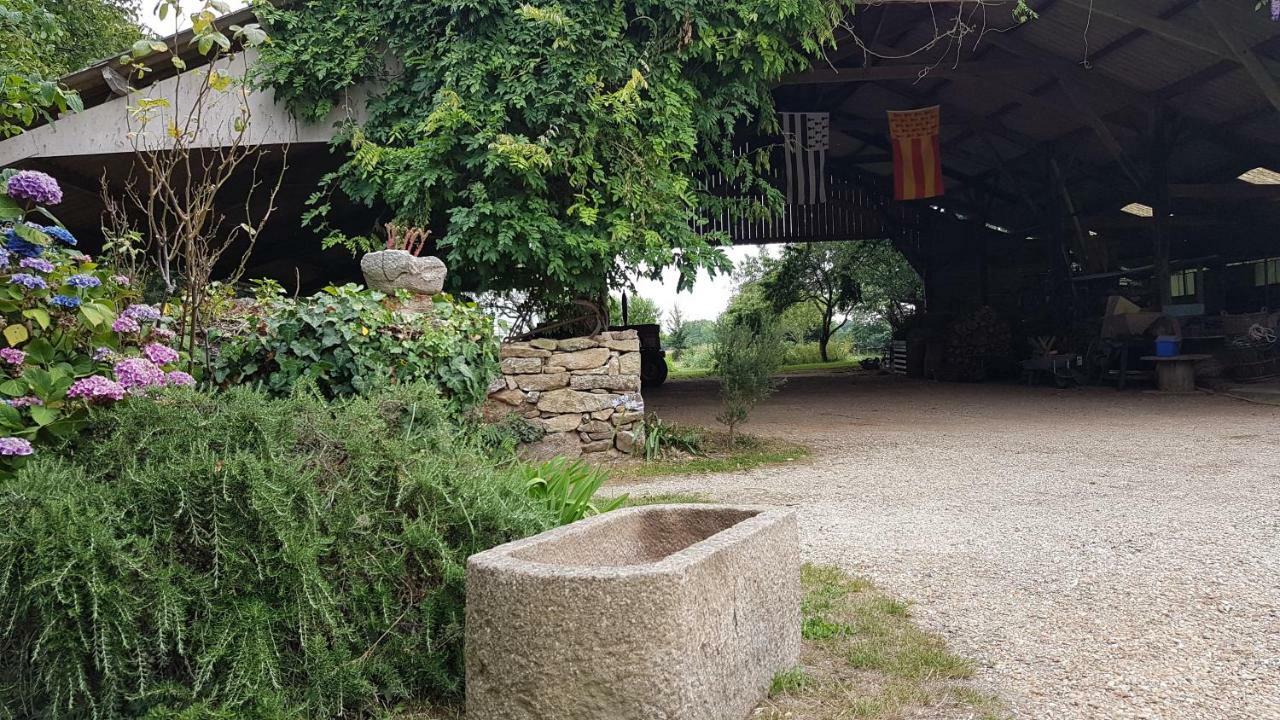 La Ferme De Kerhors Hotel Tréméoc Kültér fotó