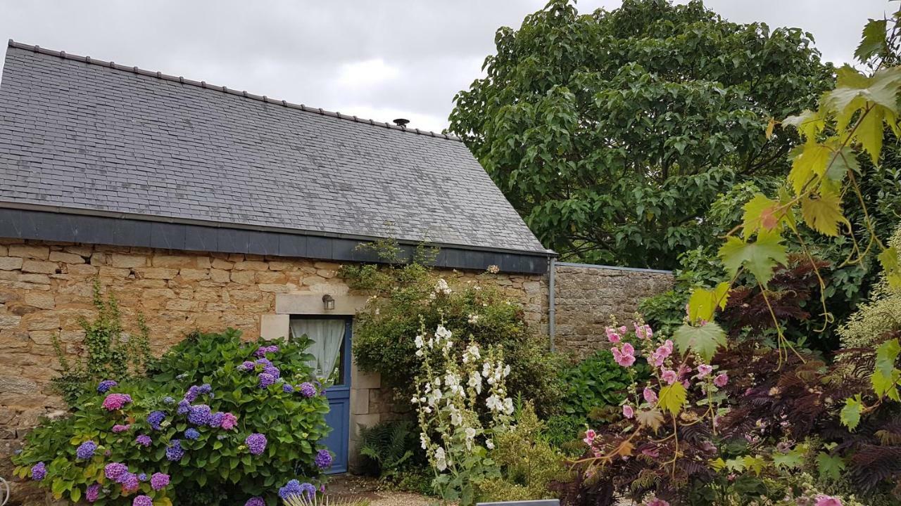 La Ferme De Kerhors Hotel Tréméoc Kültér fotó